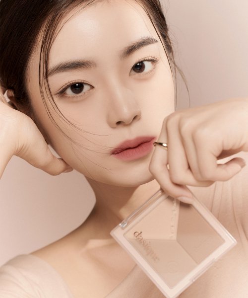 dasique 브이컷 블렌딩 쉐딩 이미지 2