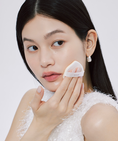 HINCE Nu Glow White Cushion image 2