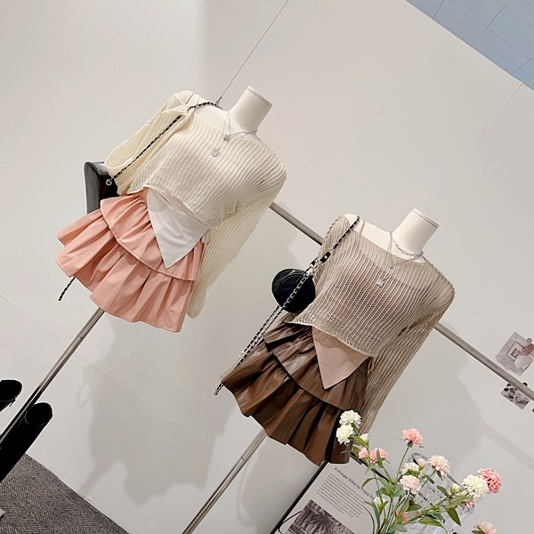 スクエアネックニットビスチェ&トップス 2ピースセット オーバーフィット クロップ丈 夏ニット オフショルダー可能 画像 5