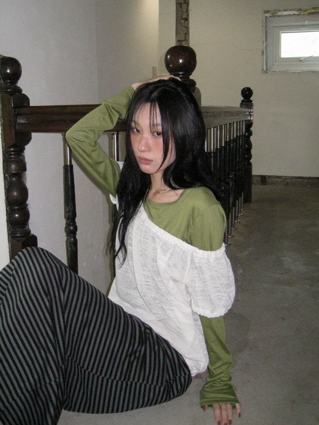 EBLIN by J.STYLE ラトニング オフショルダー レースアップニット 大きいサイズ対応 画像 3