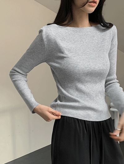 ベニート ロエ リブ編み タートルネックニット 春夏秋 3シーズン対応