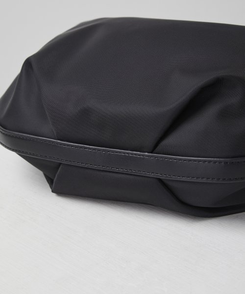 아카이브앱크(ARCHIVEPKE) Luv moon bag(Nylon black)_OVBAX26102BLK 이미지 5
