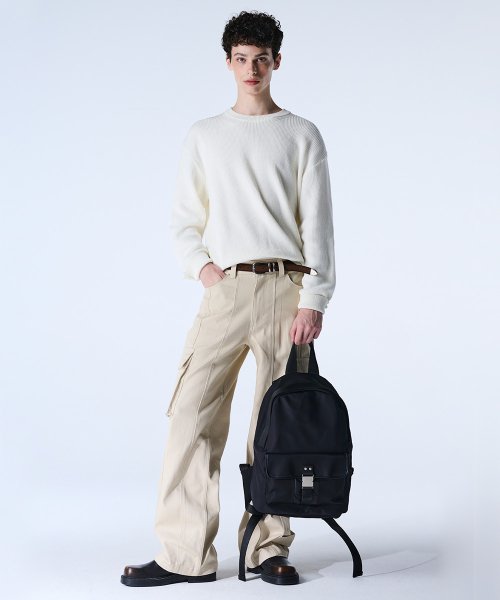메종미네드(MAISON MINED) BUCKLE STRAP HOBO BACKPACK 이미지 3