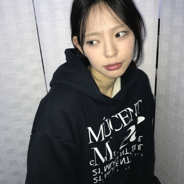 ネイビー