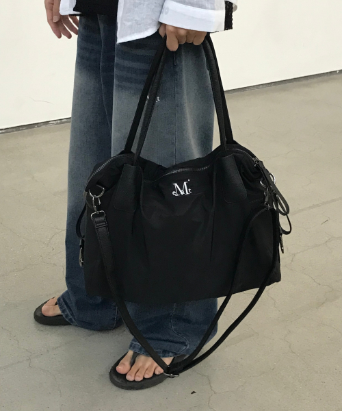 4ウェイ シグネチャー ロゴ ユニセックス トートバッグ