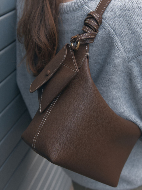 드메리엘(DEMERIEL) Veneta Volume Bag Mocha 이미지 2