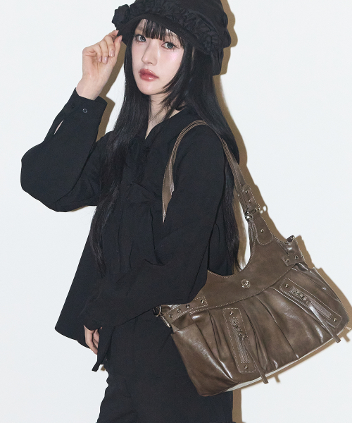 アンバー バックル ショルダーバッグ ベージュ 이미지 2