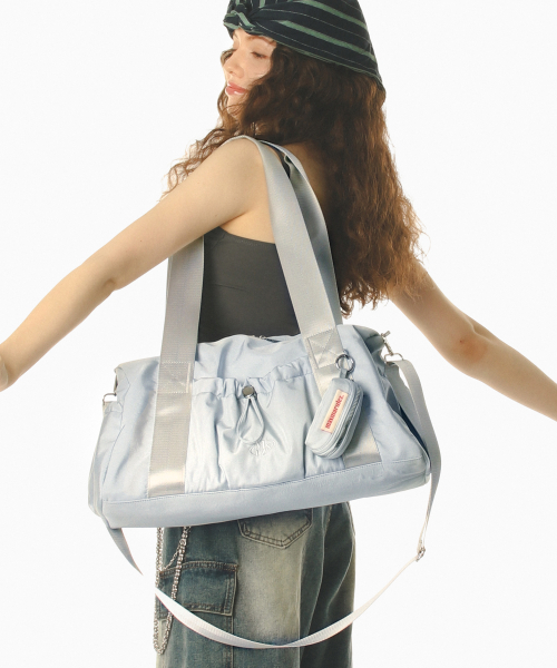 MASMARULEZ [파우치세트] glossy shoulder duffel bag_Mist blue 이미지 9