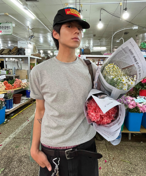 LE AR エッセンシャル クロップ Tシャツ ヘザーグレー レディース 半袖 画像 1