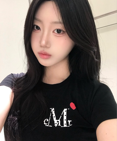 MUSENT ラブリッツ ミニハートロゴ ラウンドネック クロップ 半袖Tシャツ 2カラー 画像 2