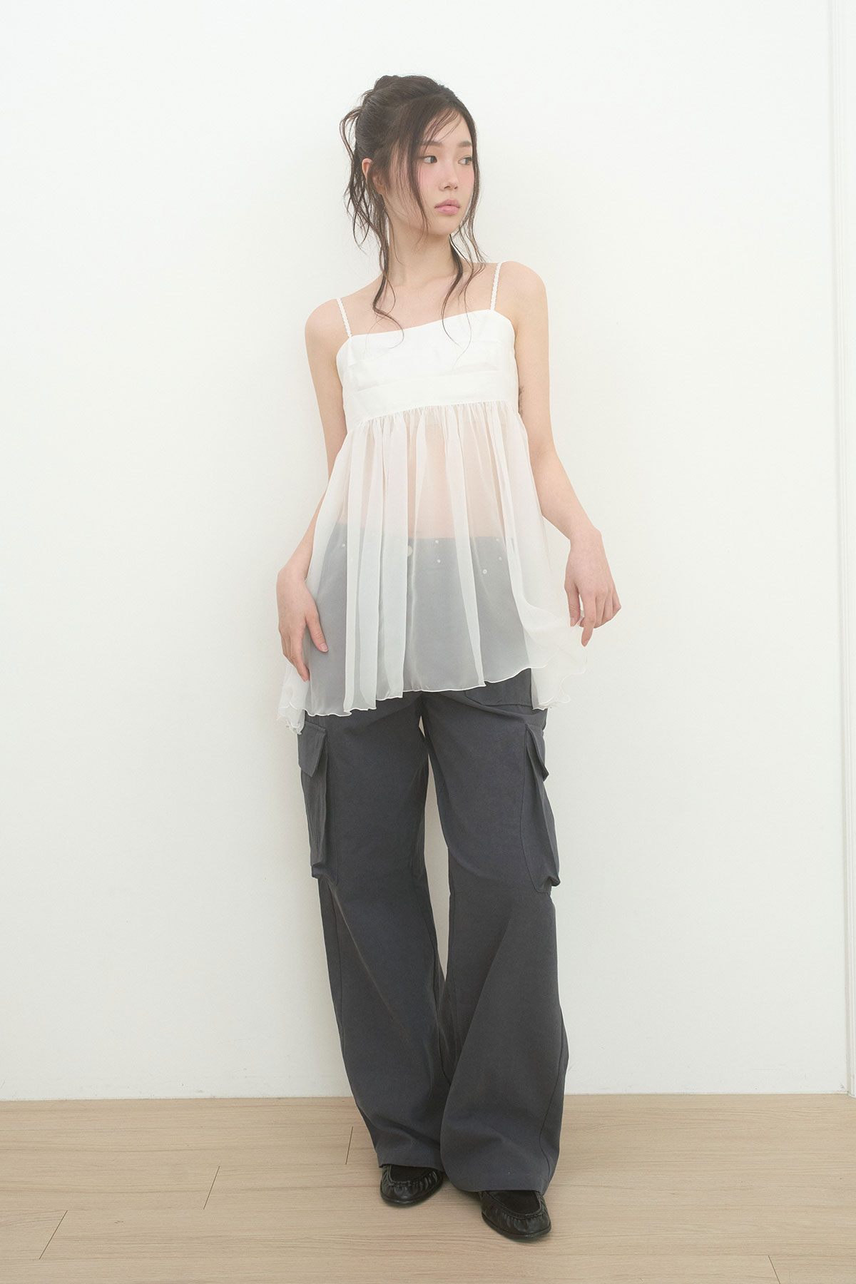 リメク シフォン ストラップドレス ホワイト 軽やかな着心地のノースリーブワンピース 画像 6